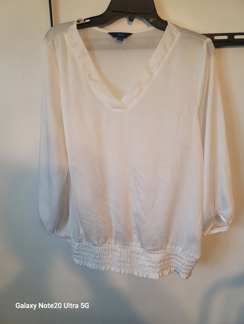 Apt. 9 White V-Neck Blouson Top with Smocked Hem